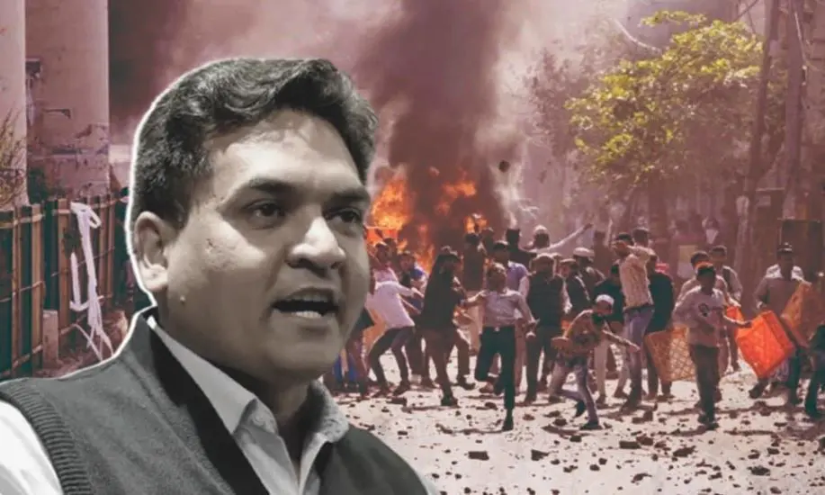 Kapil Mishra giving an inflammatory speech