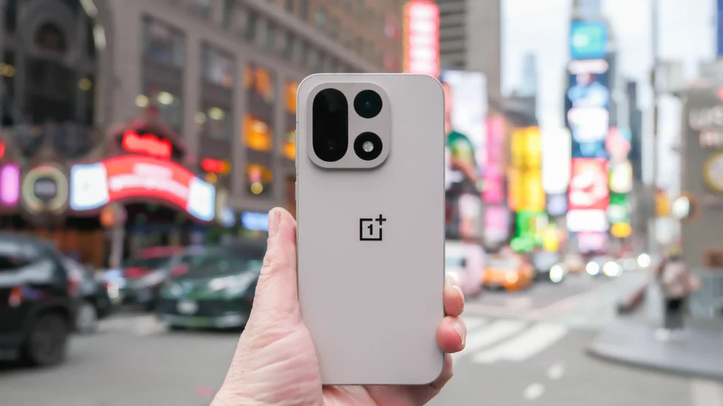 OnePlus 15R design