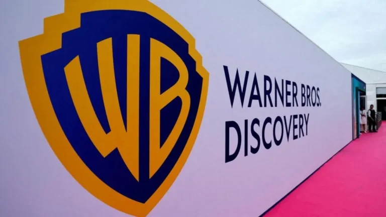 Netflix reportedly closes in on Warner Bros